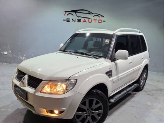 MITSUBISHI PAJERO TR4 2.0 4X2 16V 140CV FLEX 4P AUTOMÁTICO